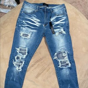 NWT Amiri Jeans